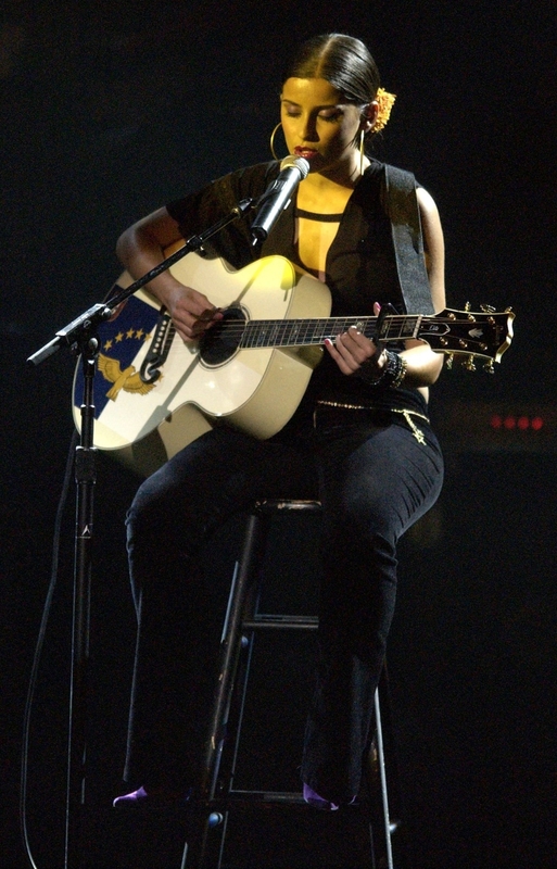 Women Rock! Girls & Guitars
