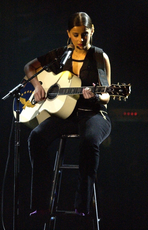 Women Rock! Girls & Guitars
