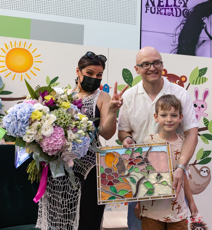 Nelly visiting Children's hospital in Poznan
