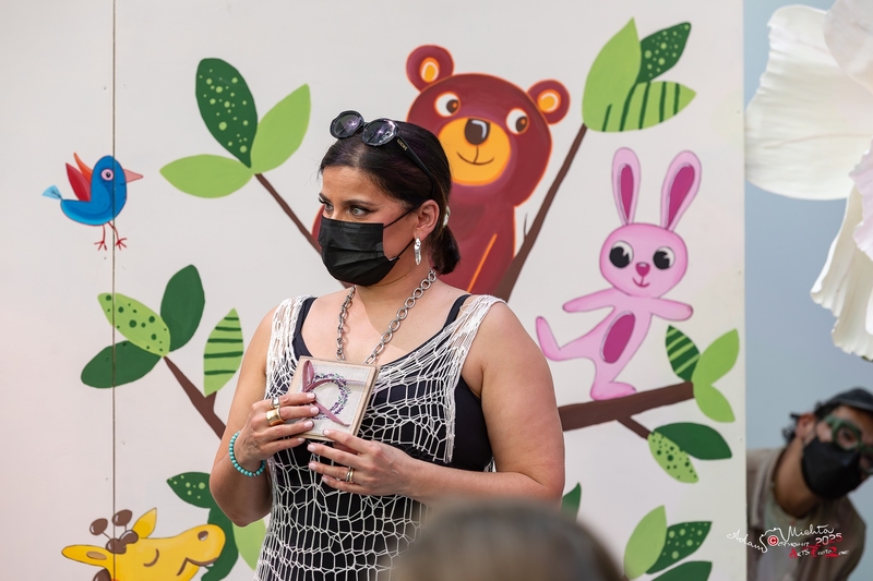 Nelly visiting Children's hospital in Poznan
