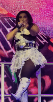 LovinFurtado-Victorious-0187.jpg