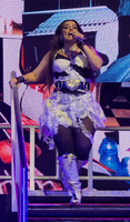 LovinFurtado-Victorious-0204.jpg