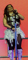 LovinFurtado-Victorious-0231.jpg