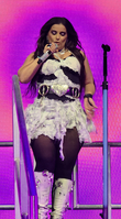 LovinFurtado-Victorious-0237.jpg