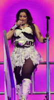 LovinFurtado-Victorious-0238.jpg