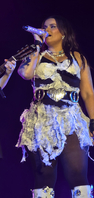 LovinFurtado-Victorious-0350.jpg