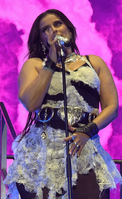 LovinFurtado-Victorious-0382.jpg