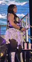 LovinFurtado-Victorious-0429.jpg