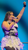 LovinFurtado-Victorious-0519.jpg