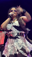 LovinFurtado-Victorious-0583.jpg