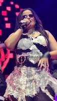 LovinFurtado-Victorious-0586.jpg