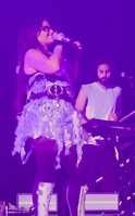 LovinFurtado-Victorious-0630.jpg