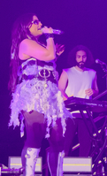 LovinFurtado-Victorious-0631.jpg