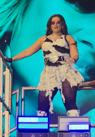 LovinFurtado-Victorious-0652.jpg