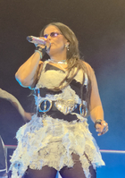 LovinFurtado-Victorious-0695.jpg