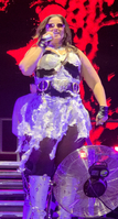 LovinFurtado-Victorious-0719.jpg